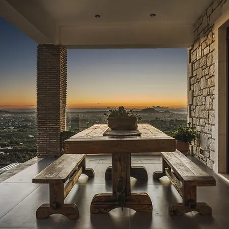 Villa Violet Private Stone