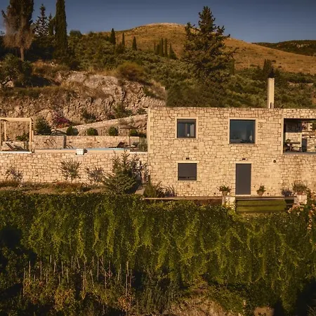 Villa Violet Private Stone *