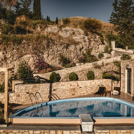 Villa Violet Private Stone *